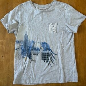 H&M New York boys tee shirt appliqué “N” for New York.